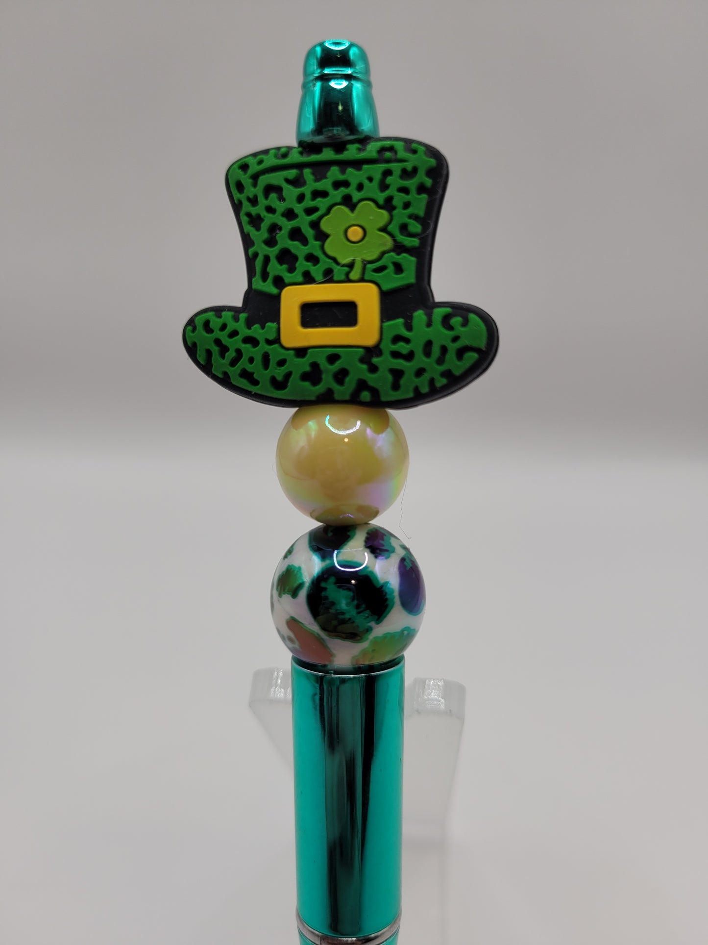 Lucky top hat